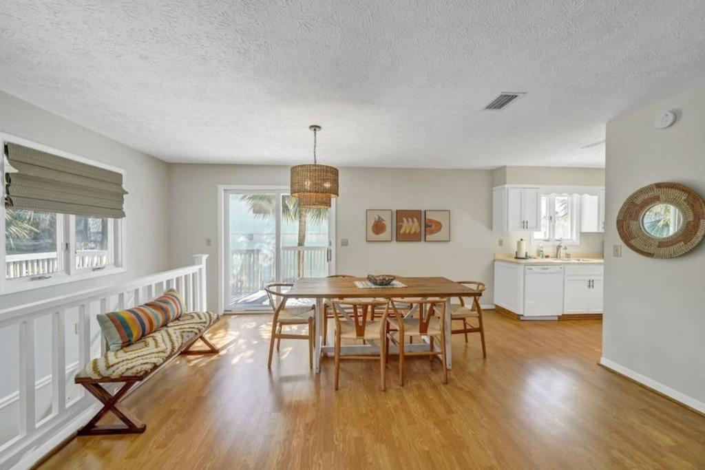 Easy Walk To Laguna Beach/ Perfect For Families * Panama City Beach