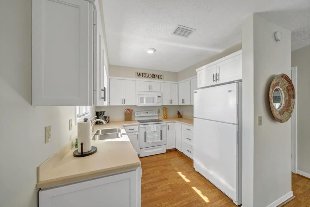 Easy Walk To Laguna Beach/ Perfect For Families Holiday home Panama City Beach